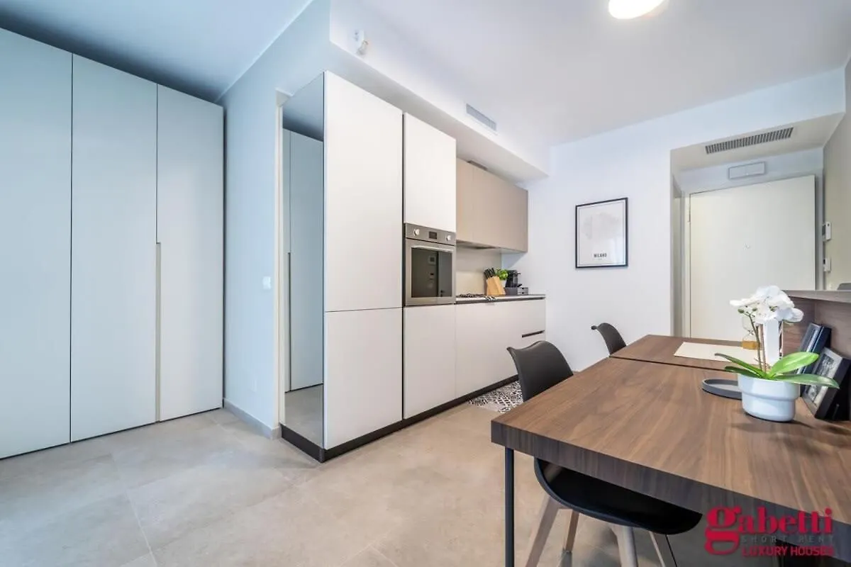 Stilicone 15 - Luxury Apt 5D Apartment Milan 0*,  Italy